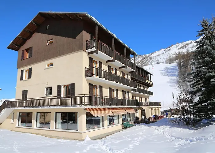 Le Relais Du Galibier 2*