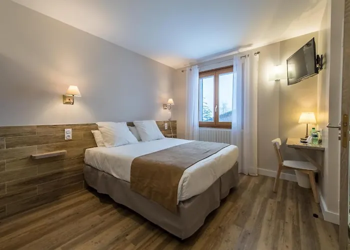 Le Relais Du Galibier Hotel 2*