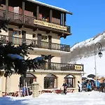 Le Relais Du Galibier Hotel 2*