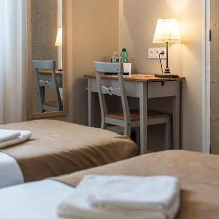 Le Relais Du Galibier Hotel 2*